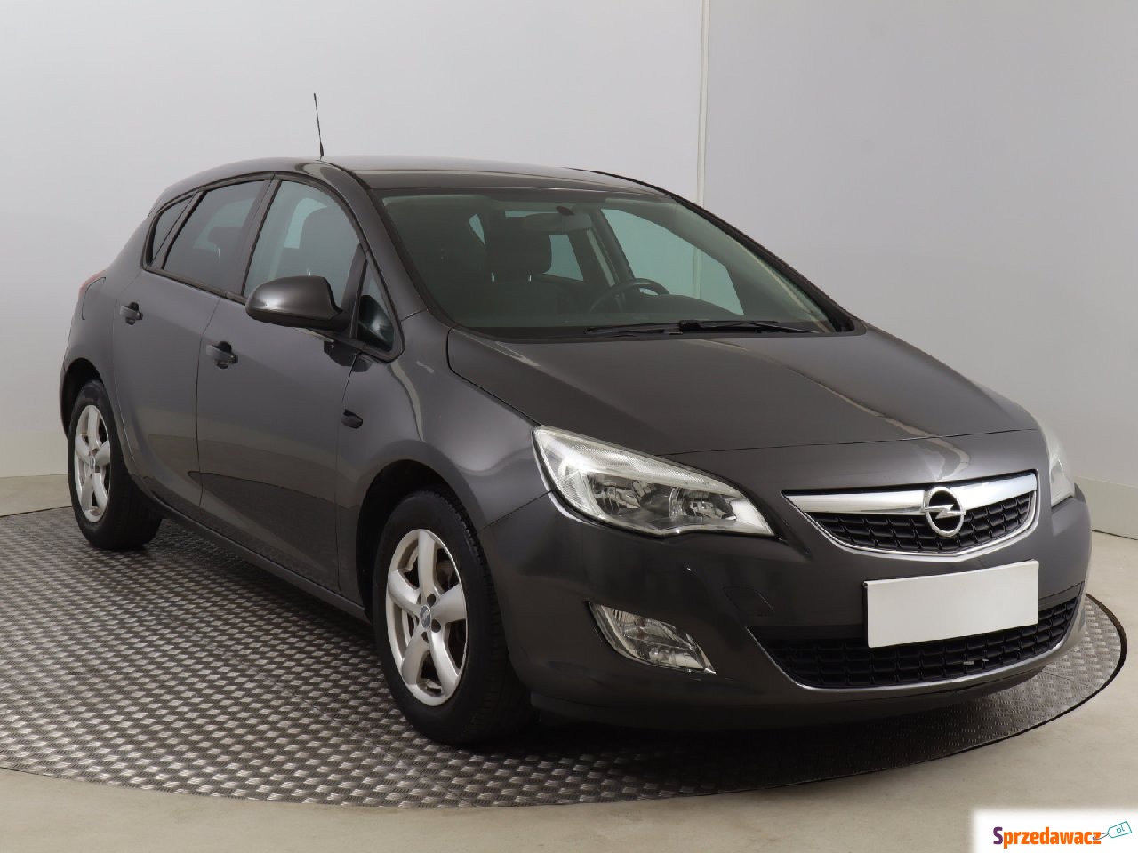 Opel Astra 2011