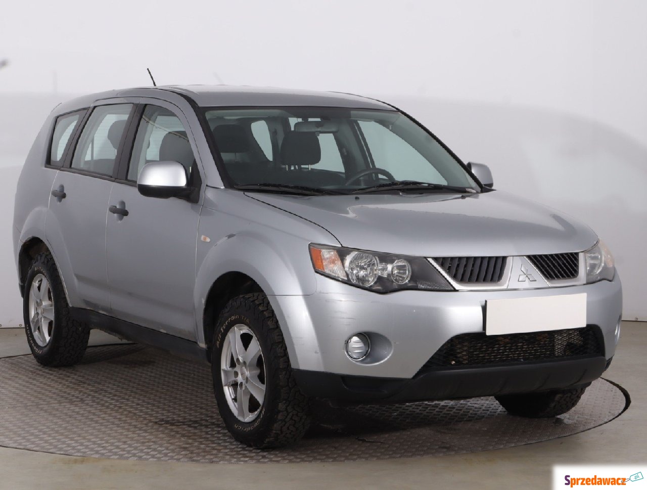 Mitsubishi Outlander 2.0 DI-D...