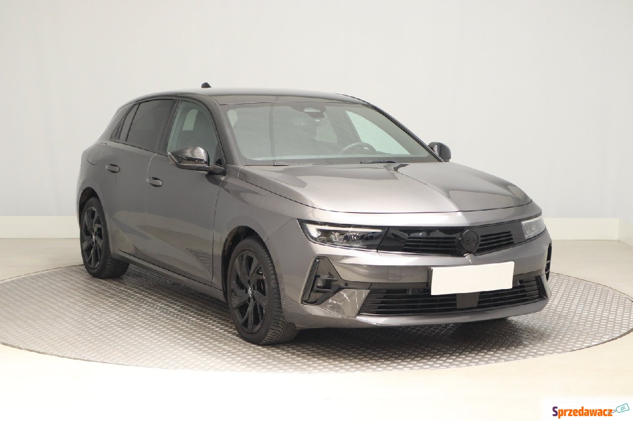 Opel Astra 2023