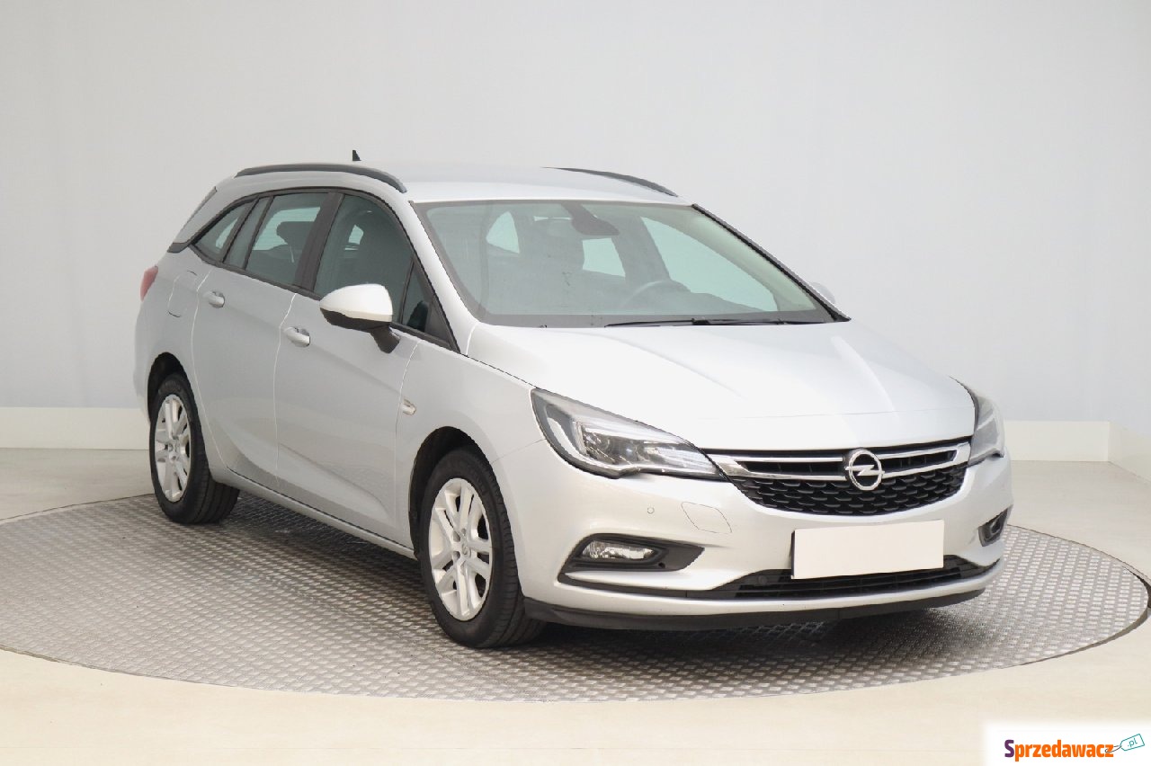 Opel Astra 2016