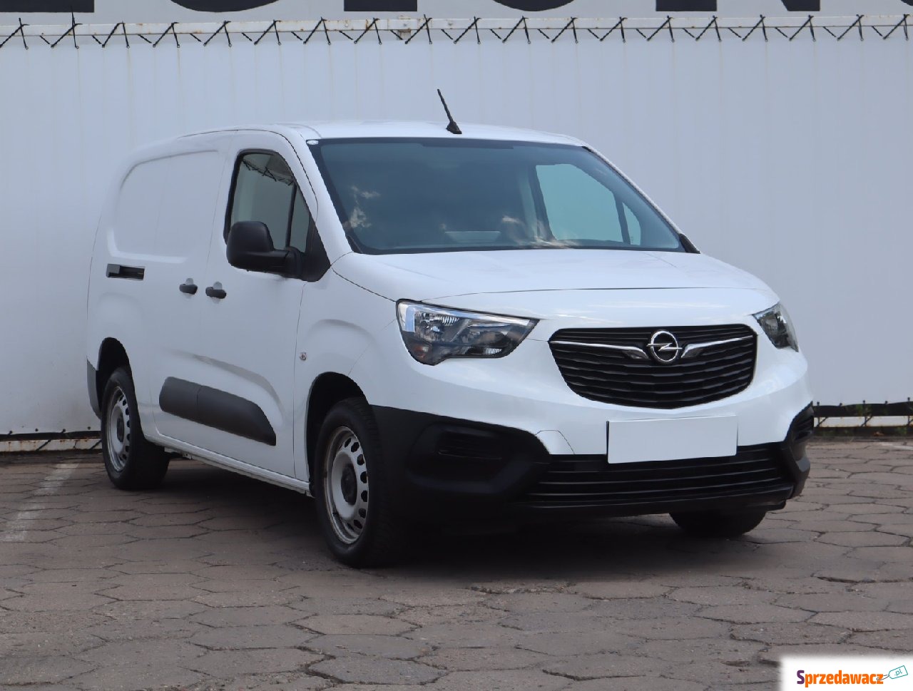 Opel Combo 2022