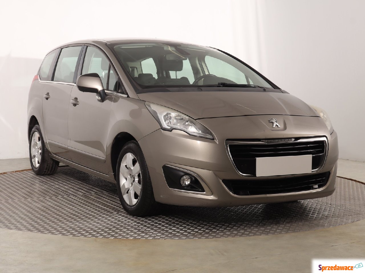 Peugeot 5008 2015