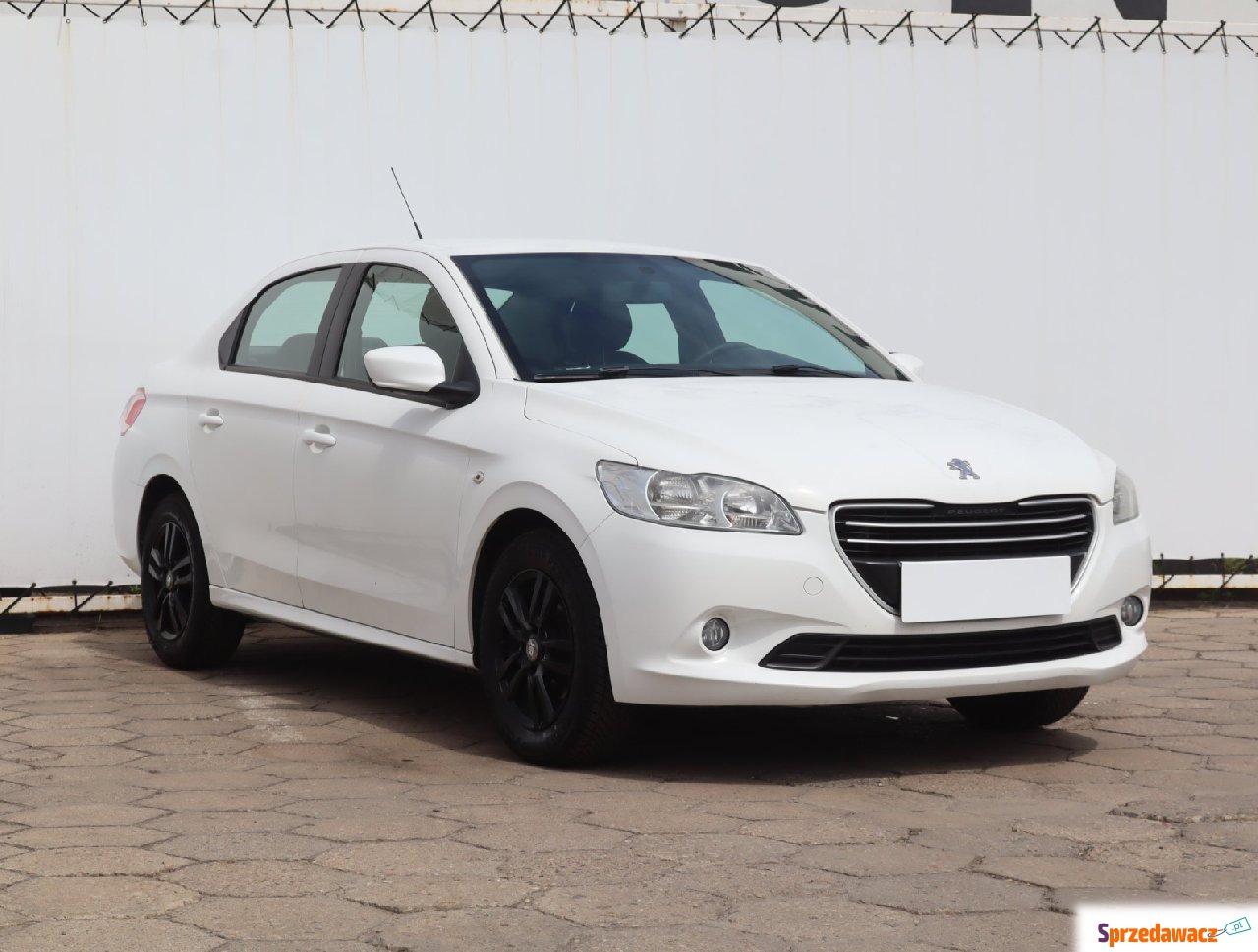 Peugeot 301 2015