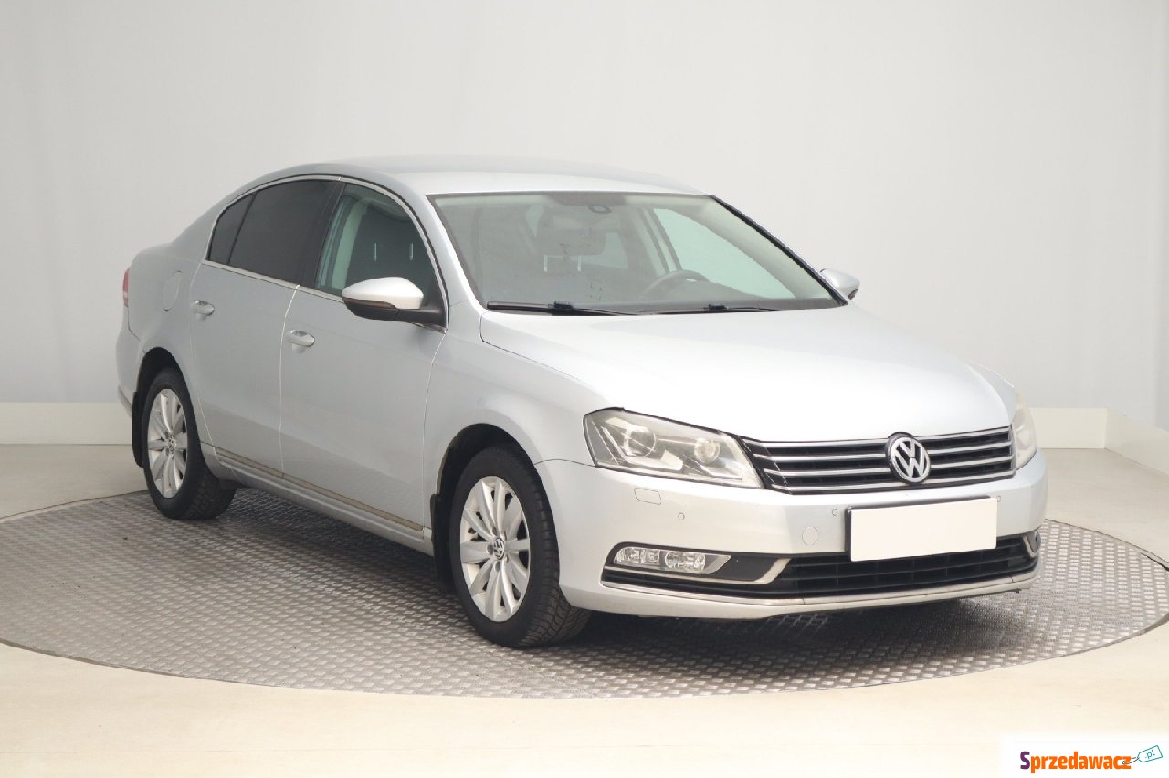 Volkswagen Passat 2011