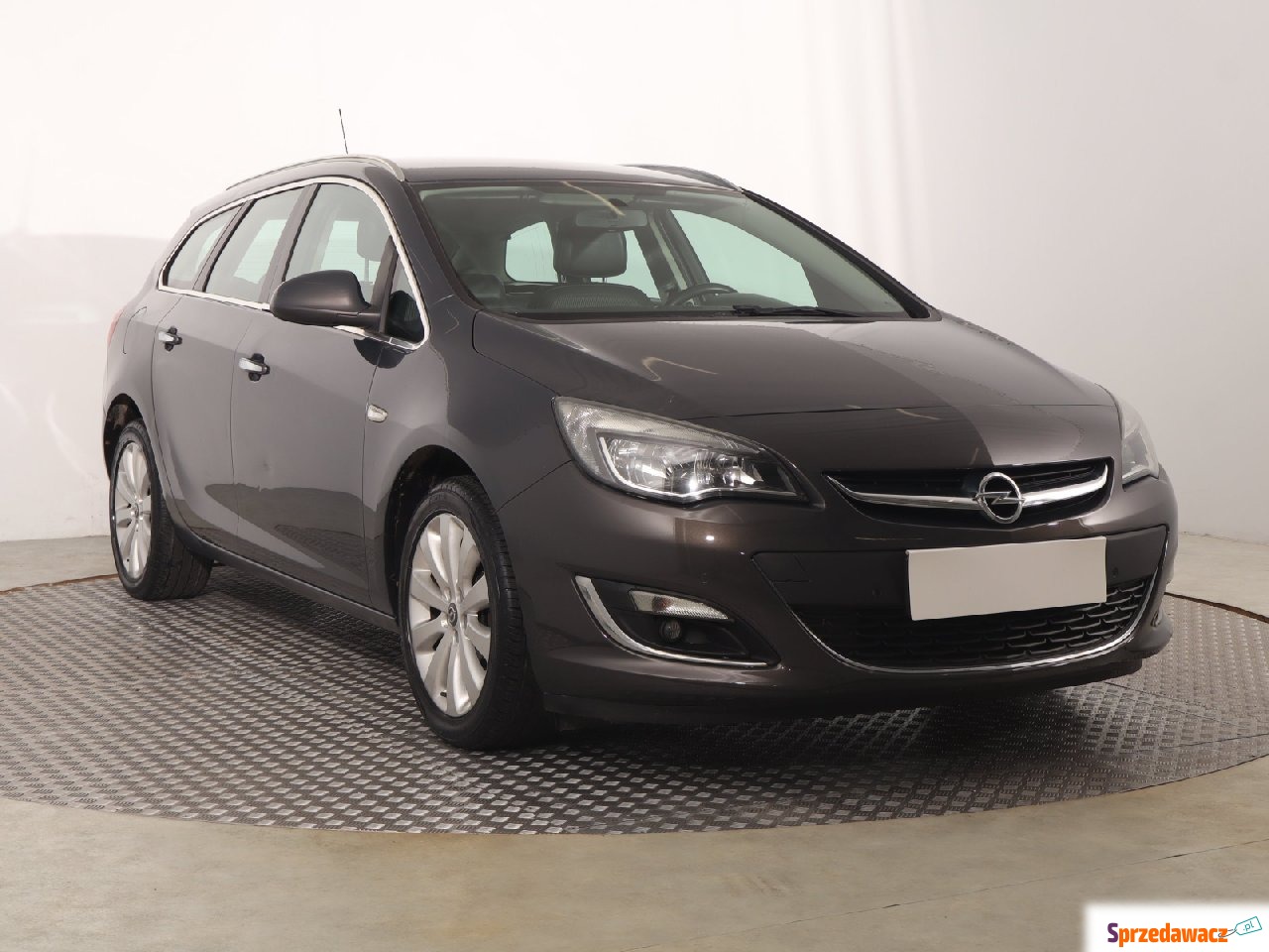 Opel Astra 2012