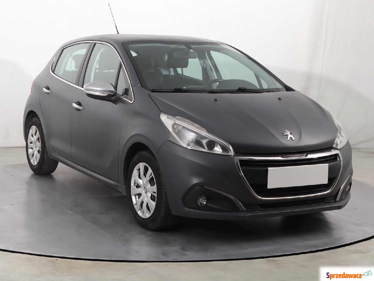 Peugeot 208 2015