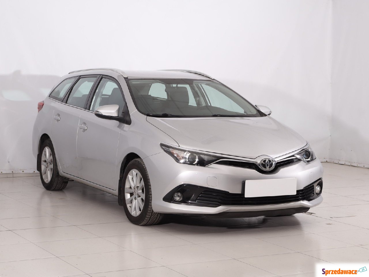 Toyota Auris 2016