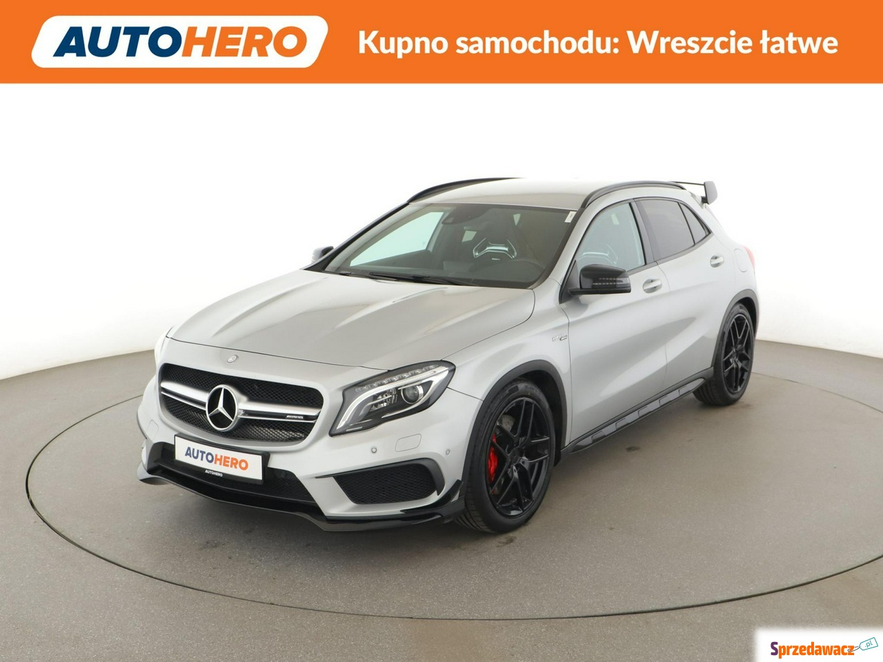 Mercedes - Benz GLA-klasa 2015
