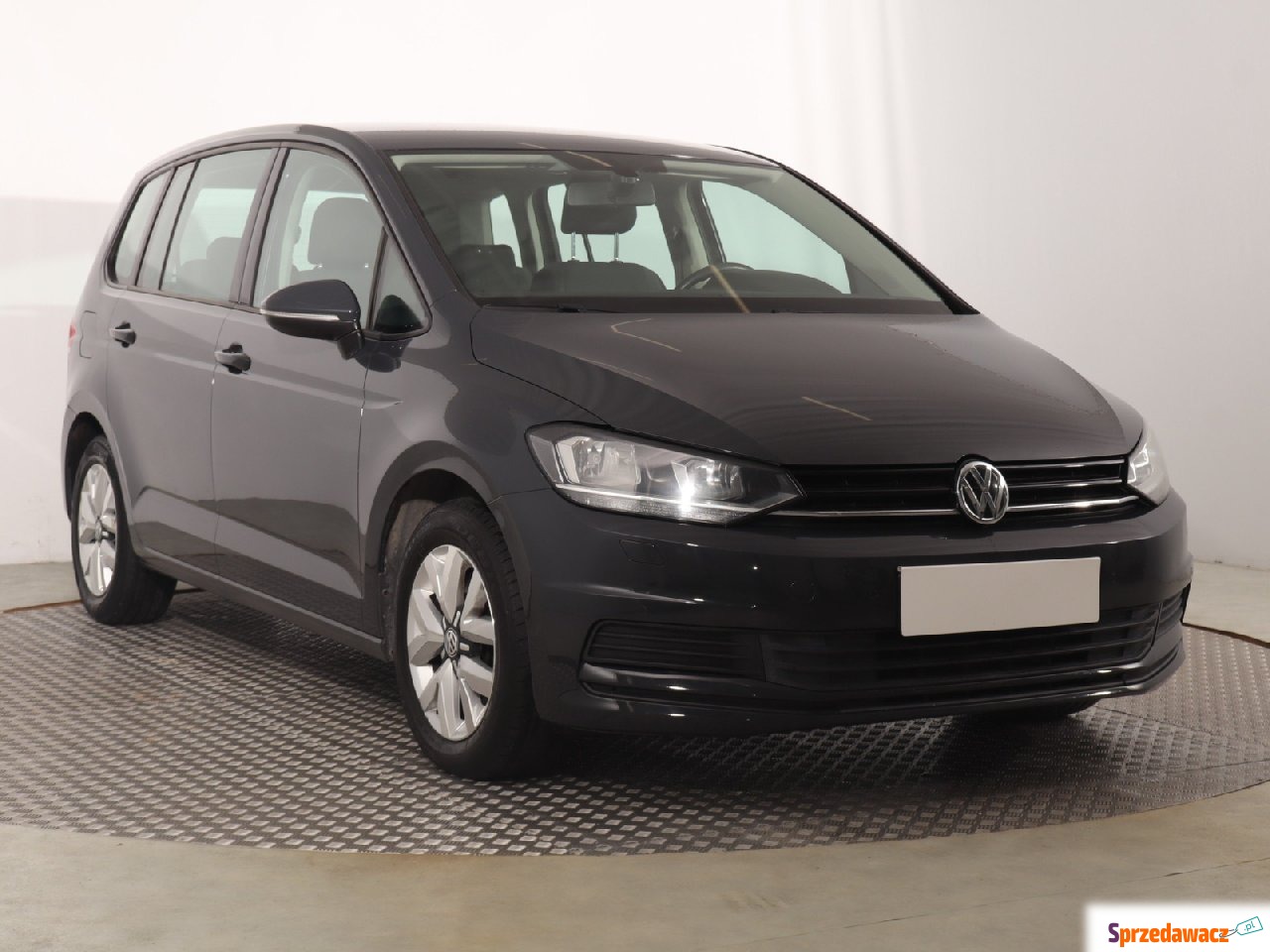 Volkswagen Touran 2016