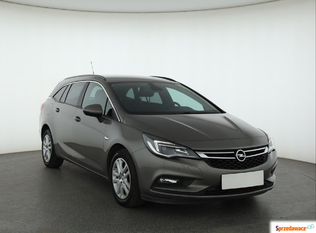 Opel Astra 2016
