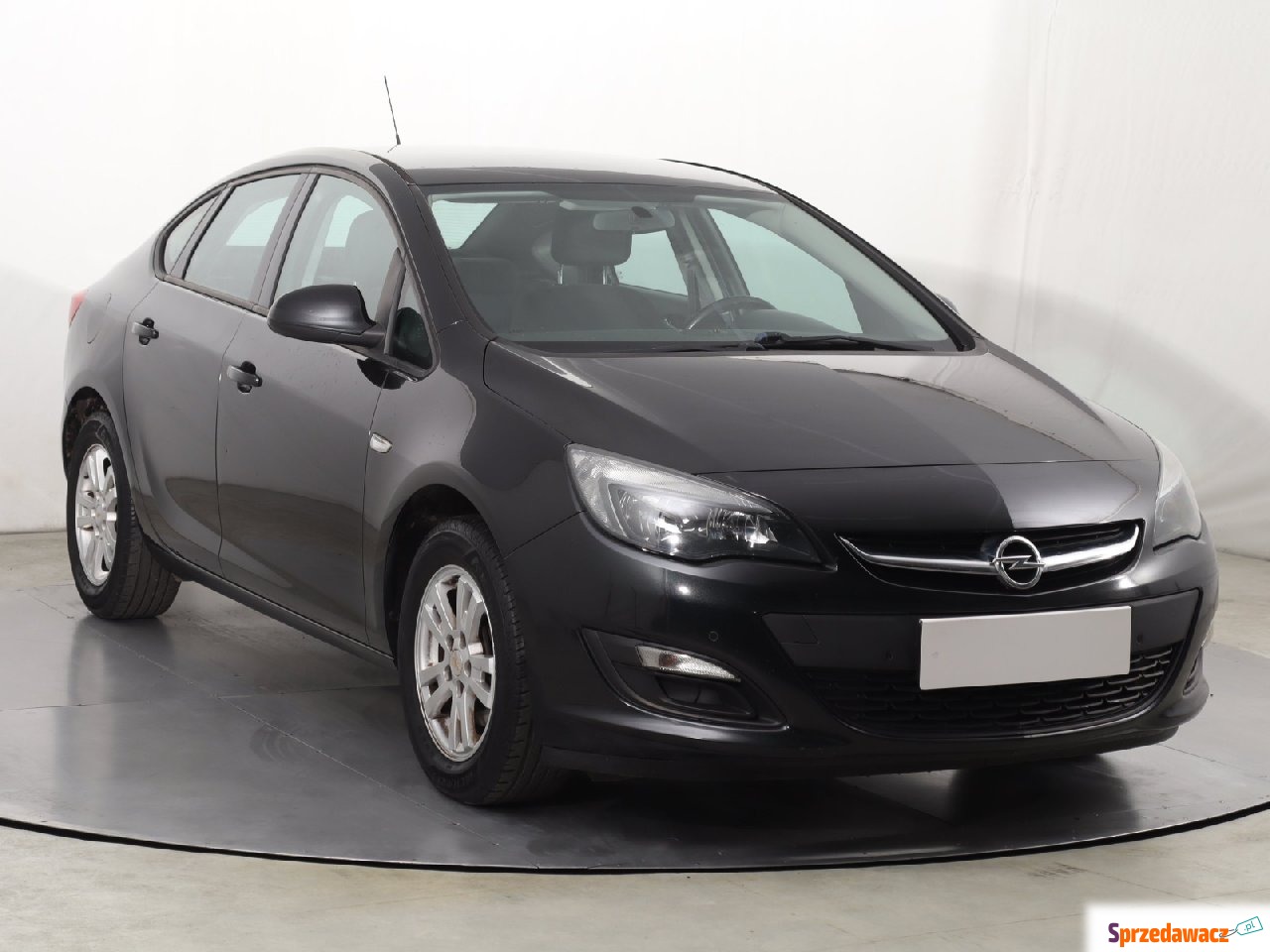 Opel Astra 2015