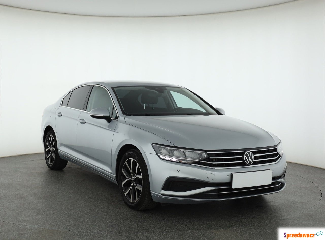 Volkswagen Passat 2022