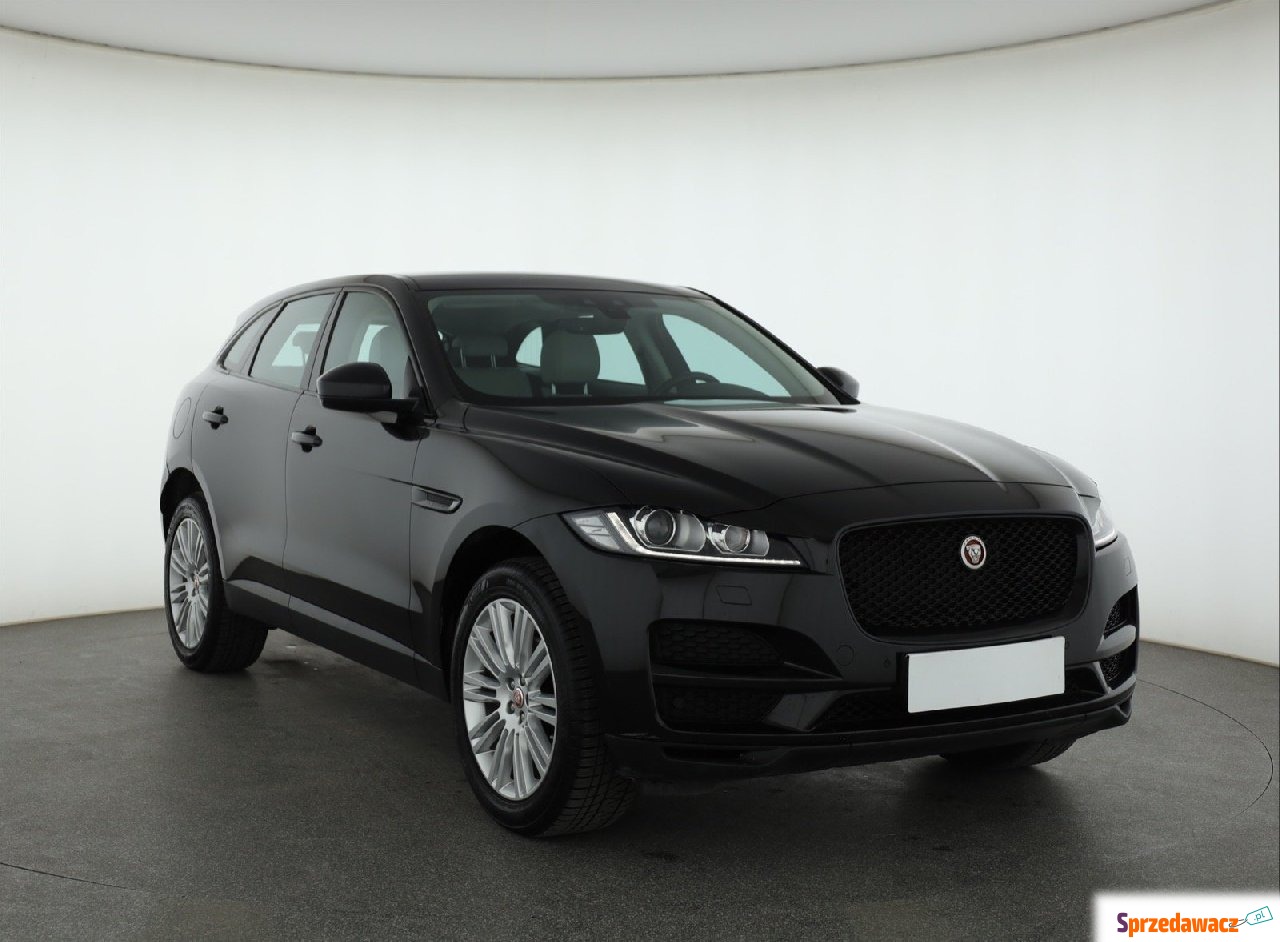 Jaguar F-PACE 2020