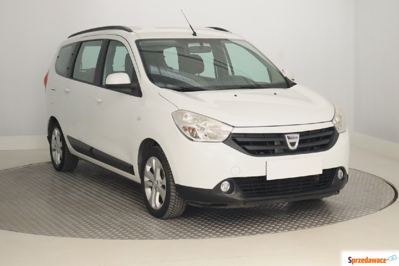 Dacia Lodgy 2015