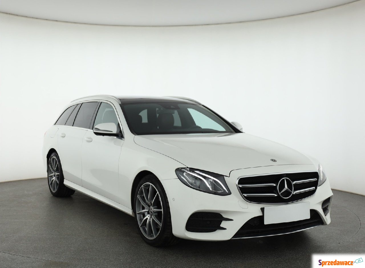 Mercedes - Benz E-klasa 2020