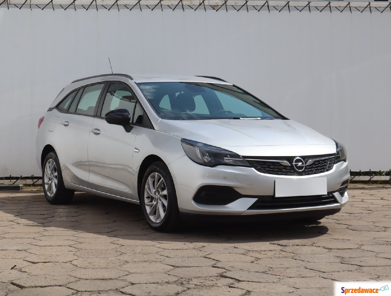 Opel Astra 2021