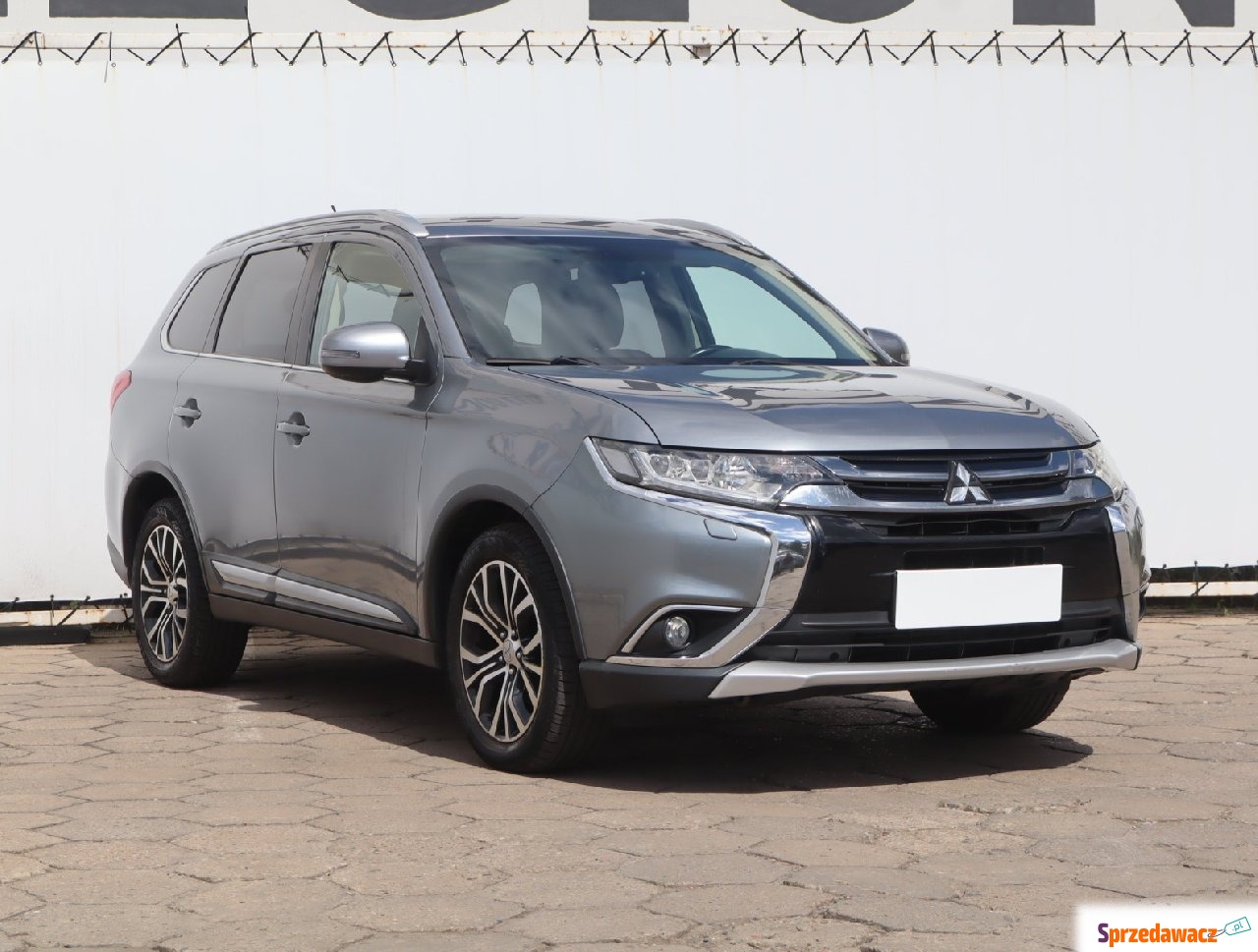 Mitsubishi Outlander 2015