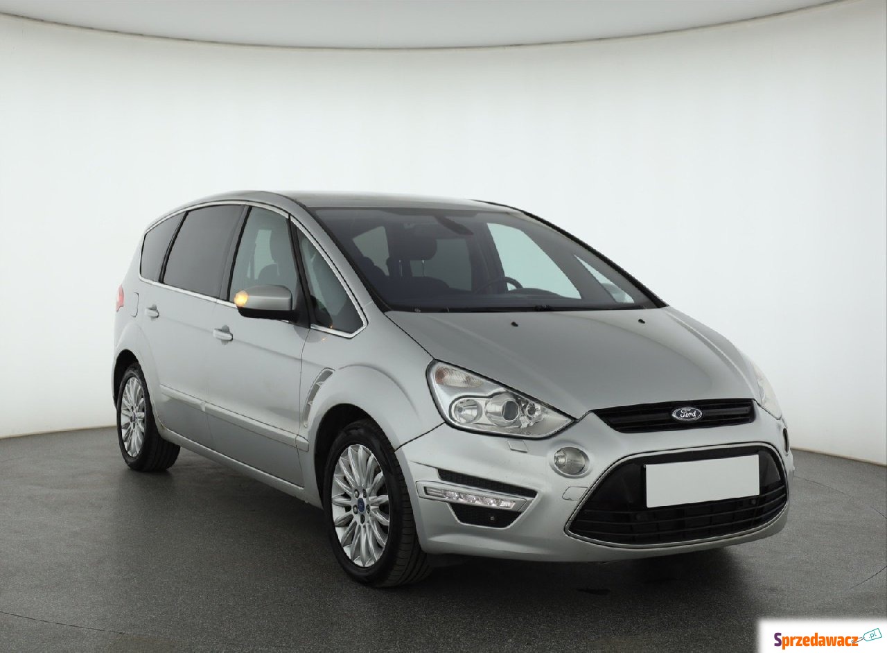 Ford S-MAX 2011