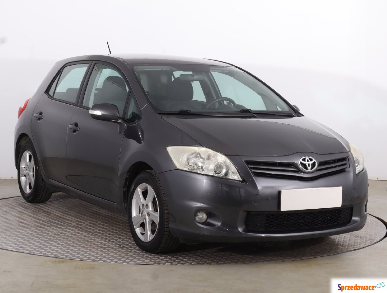 Toyota Auris 2010