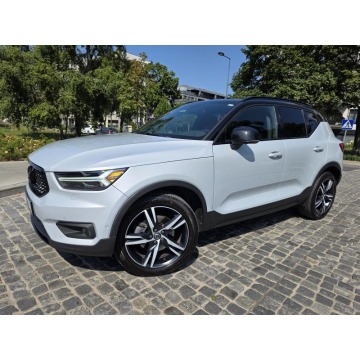 Volvo XC40  Terenowy 2021,  2.0 benzyna, automat - Na sprzedaż za 99 900 zł - Warszawa - zdjęcie 3