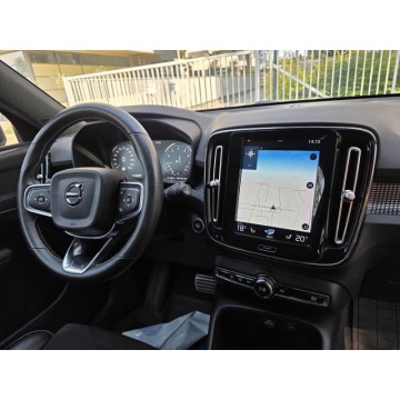 Volvo XC40  Terenowy 2021,  2.0 benzyna, automat - Na sprzedaż za 99 900 zł - Warszawa - zdjęcie 8