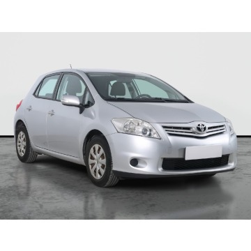Toyota Auris 1.3 Dual VVT-i (99KM), 2012