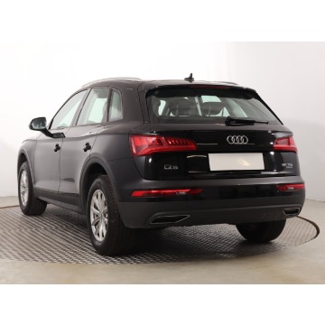 Audi Q5  SUV 2020,  2.0 diesel, automat - Na sprzedaż za 91 499 zł - Katowice - zdjęcie 6