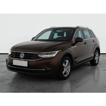 Volkswagen Tiguan  SUV 2020,  1.5 benzyna, automat - Na sprzedaż za 80 999 zł - Piaseczno - zdjęcie 3