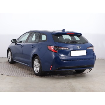 Toyota Corolla  Kombi 2019,  1.2 benzyna - Na sprzedaż za 40 999 zł - Katowice - zdjęcie 6