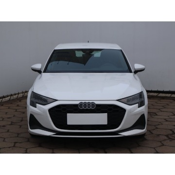 Audi A3  Hatchback 2025,  1.5 benzyna, automat - Na sprzedaż za 109 999 zł - Łódź - zdjęcie 2