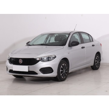 Fiat Tipo  Liftback 2017,  1.4 benzyna - Na sprzedaż za 31 499 zł - Biała Podlaska - zdjęcie 3