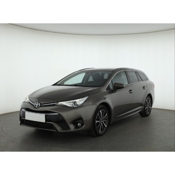 Toyota Avensis  Kombi 2016,  2.0 diesel - Na sprzedaż za 43 999 zł - Katowice - zdjęcie 3