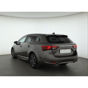 Toyota Avensis  Kombi 2016,  2.0 diesel - Na sprzedaż za 43 999 zł - Katowice - zdjęcie 6