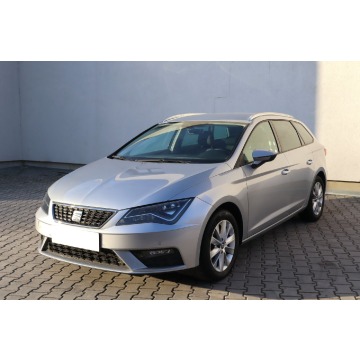 Seat Leon  Kombi 2019,  1.6 diesel, automat - Na sprzedaż za 42 999 zł - Zabrze - zdjęcie 3