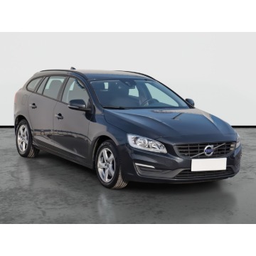 Volvo V60  Kombi 2016,  2.0 diesel - Na sprzedaż za 29 999 zł - Lublin - zdjęcie 1