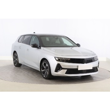 Opel Astra 1.2 Turbo (130KM), 2024