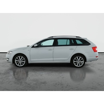 Skoda Octavia  Kombi 2016,  2.0 diesel, automat - Na sprzedaż za 37 999 zł - Piaseczno - zdjęcie 4
