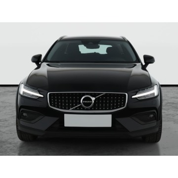 Volvo V60  Kombi 2021,  2.0 diesel, automat - Na sprzedaż za 73 999 zł - Piaseczno - zdjęcie 2