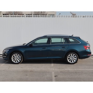 Skoda Superb  Kombi 2021,  2.0 benzyna, automat - Na sprzedaż za 79 999 zł - Lublin - zdjęcie 4