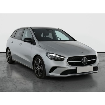 Mercedes B B 200 (163KM), 2023