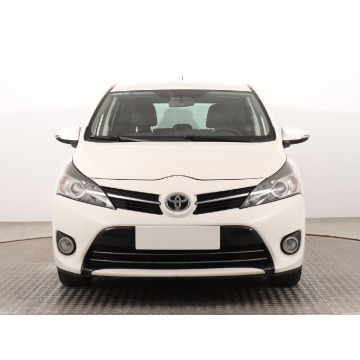 Toyota Verso  SUV 2014,  1.6 diesel - Na sprzedaż za 19 999 zł - Katowice - zdjęcie 2