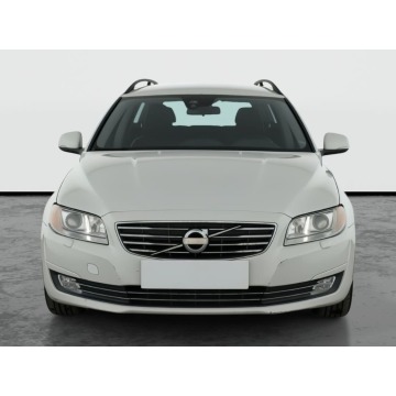 Volvo V70  Kombi 2013,  1.6 diesel, automat - Na sprzedaż za 22 999 zł - Piaseczno - zdjęcie 2