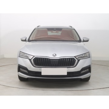 Skoda Octavia  Kombi 2020,  1.0 benzyna, automat - Na sprzedaż za 64 999 zł - Bielany Wrocławskie - zdjęcie 2