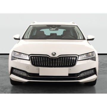Skoda Superb  Kombi 2020,  1.4 benzyna, automat - Na sprzedaż za 84 999 zł - Katowice - zdjęcie 2