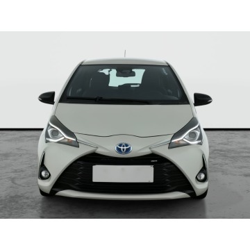 Toyota Yaris  Hatchback 2017,  1.5 benzyna, automat - Na sprzedaż za 47 999 zł - Kielce - zdjęcie 2