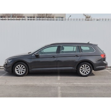 Volkswagen Passat  Kombi 2021,  1.5 benzyna, automat - Na sprzedaż za 63 999 zł - Lublin - zdjęcie 4