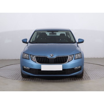 Skoda Octavia  Hatchback 2018,  1.4 benzyna - Na sprzedaż za 47 999 zł - Inowrocław - zdjęcie 2