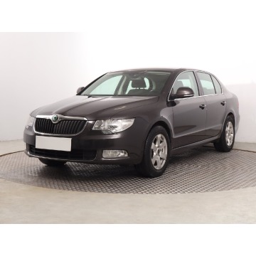 Skoda Superb  Liftback 2010,  2.0 benzyna, automat - Na sprzedaż za 29 999 zł - Katowice - zdjęcie 3