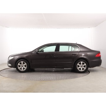 Skoda Superb  Liftback 2010,  2.0 benzyna, automat - Na sprzedaż za 29 999 zł - Katowice - zdjęcie 4