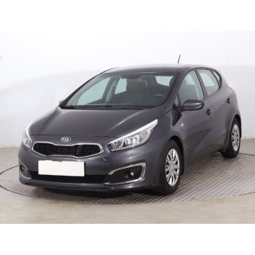 Kia Ceed  Hatchback 2016,  1.6 benzyna, automat - Na sprzedaż za 41 499 zł - Opole - zdjęcie 3
